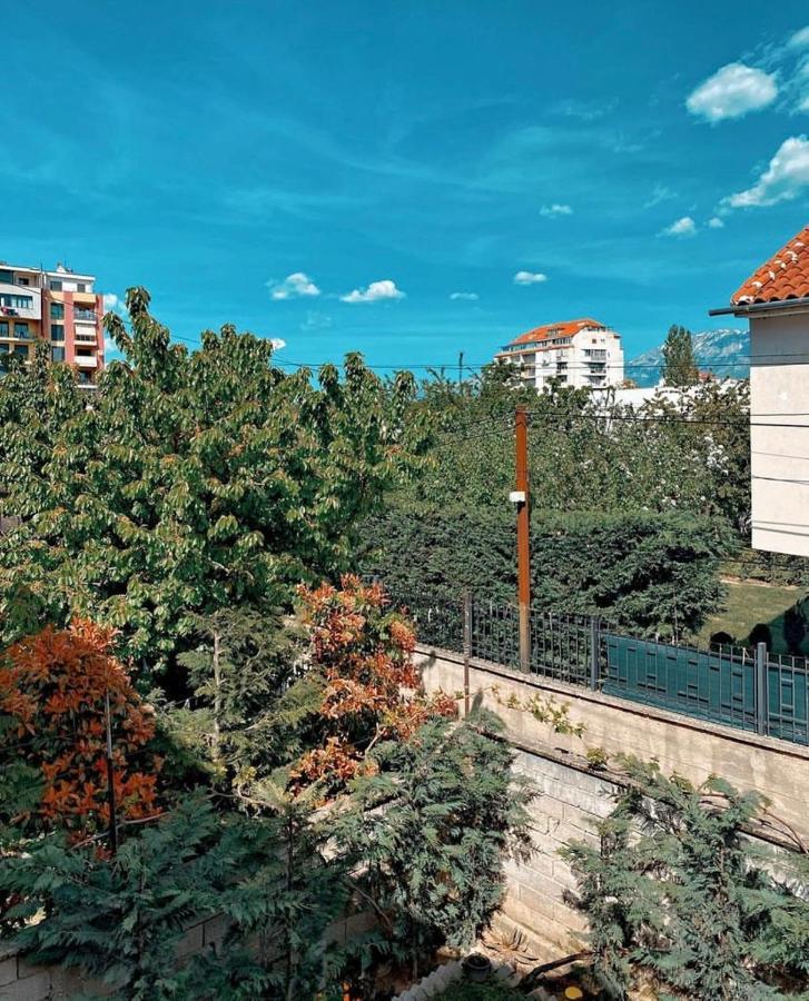 Roeli'S Guest House Pogradec Ngoại thất bức ảnh